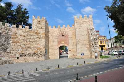 Bursa Surlarındaki Saltanat Kapı
